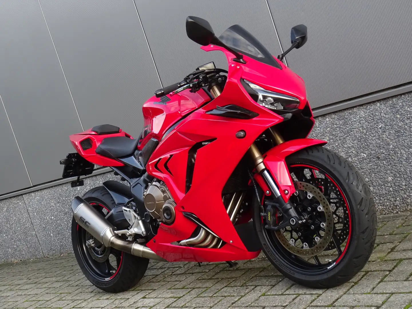 Honda CBR 650 R Piros - 2