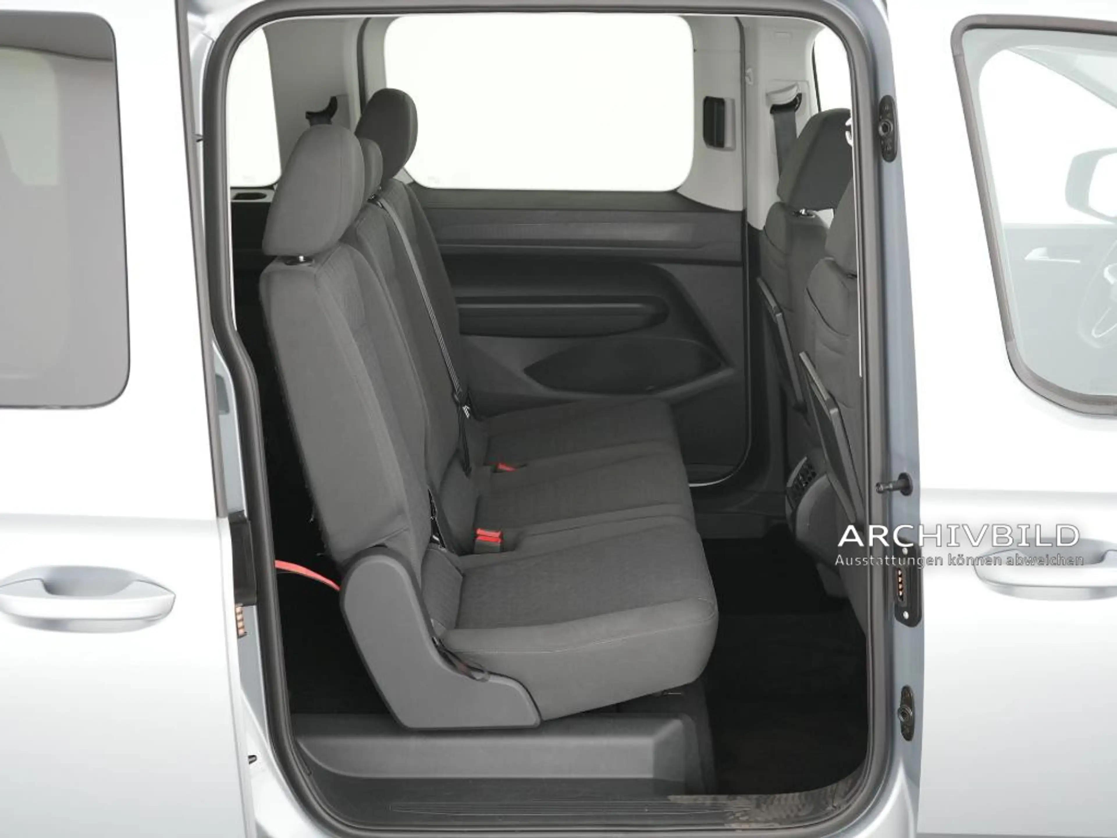 Volkswagen Caddy Maxi Life 7-SITZE ACC KAM VIRT — photo 4
