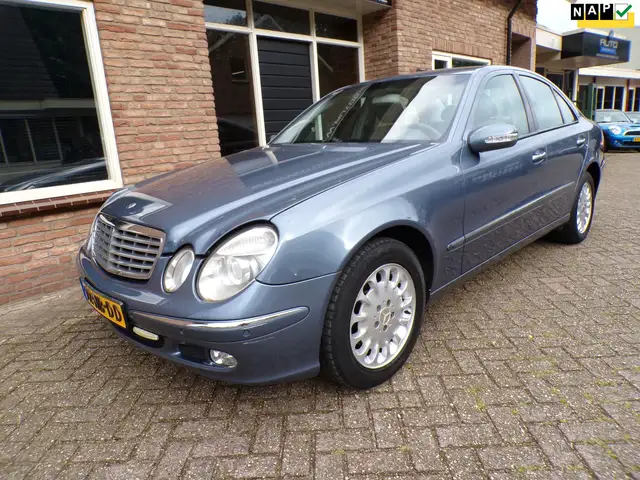 Mercedes-Benz E 200 K. Avantgarde Automaat / leder
