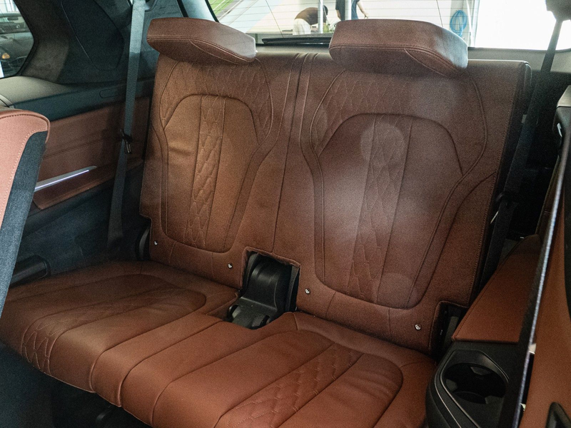 BMW X7 40d M Sport Sky 7-Seat AHK Massage — photo 15