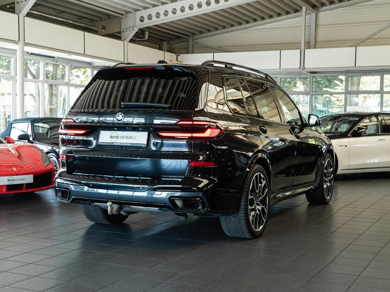 BMW X7 40d M Sport Sky 7-Seat AHK Massage — photo 9