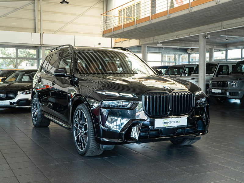 BMW X7 40d M Sport Sky 7-Seat AHK Massage — photo 4