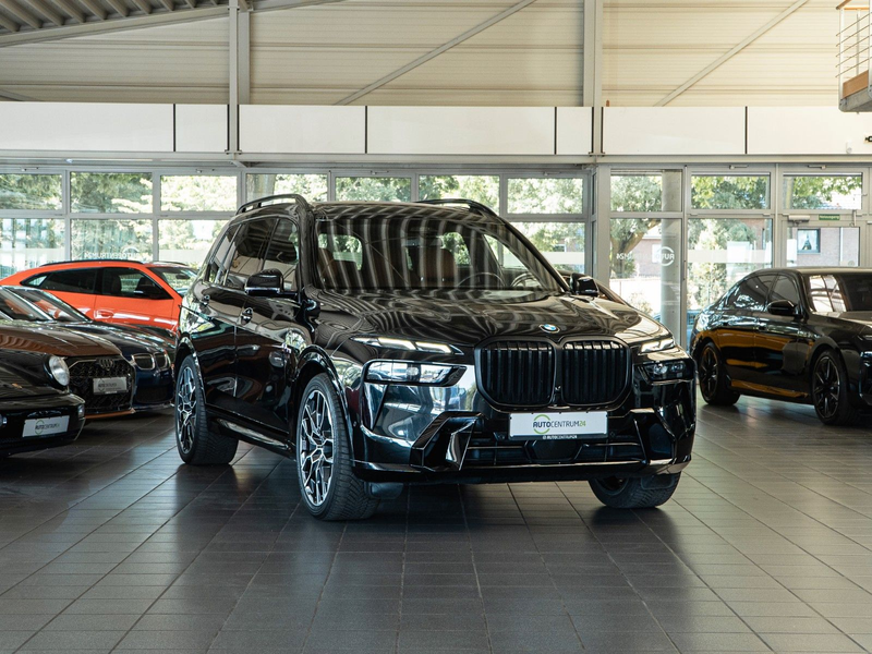 BMW X7 40d M Sport Sky 7-Seat AHK Massage