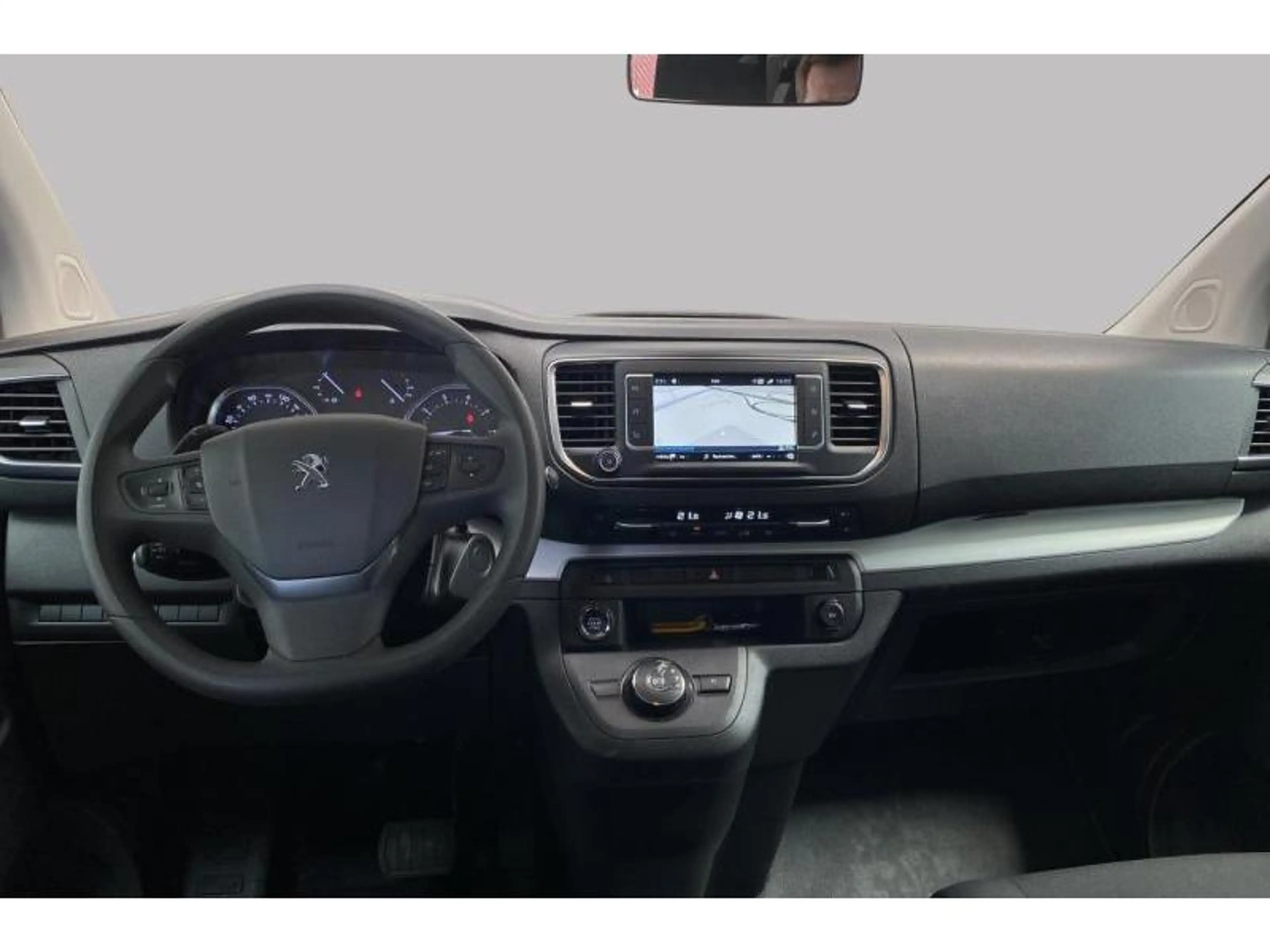 Peugeot Traveller Business — photo 11