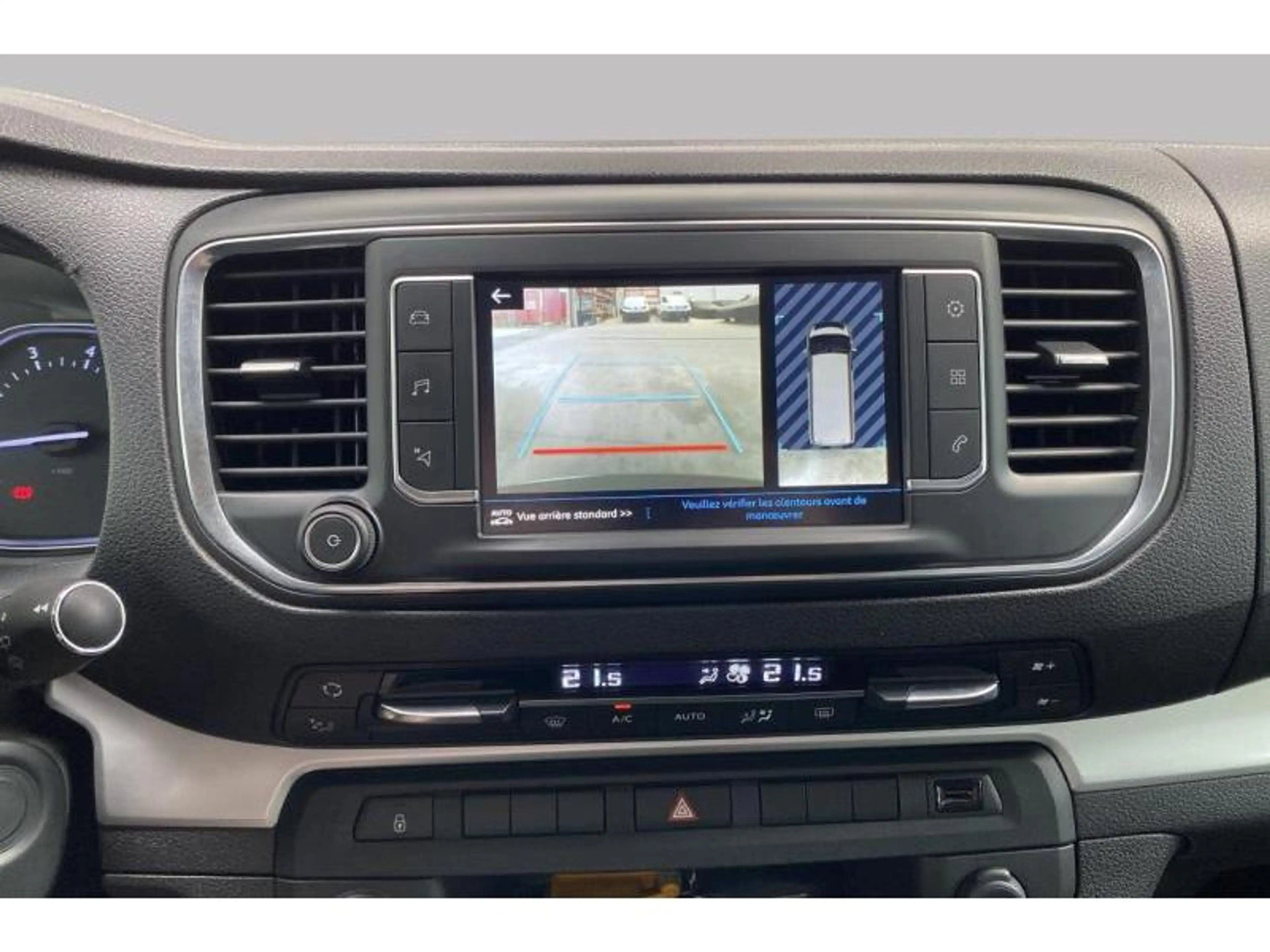 Peugeot Traveller Business — photo 14