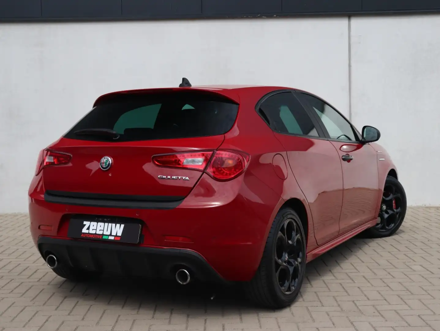 Alfa Romeo Giulietta 1.750 Turbo 240 PK Veloce | Navi | QV Seats | Xeno Červená - 2