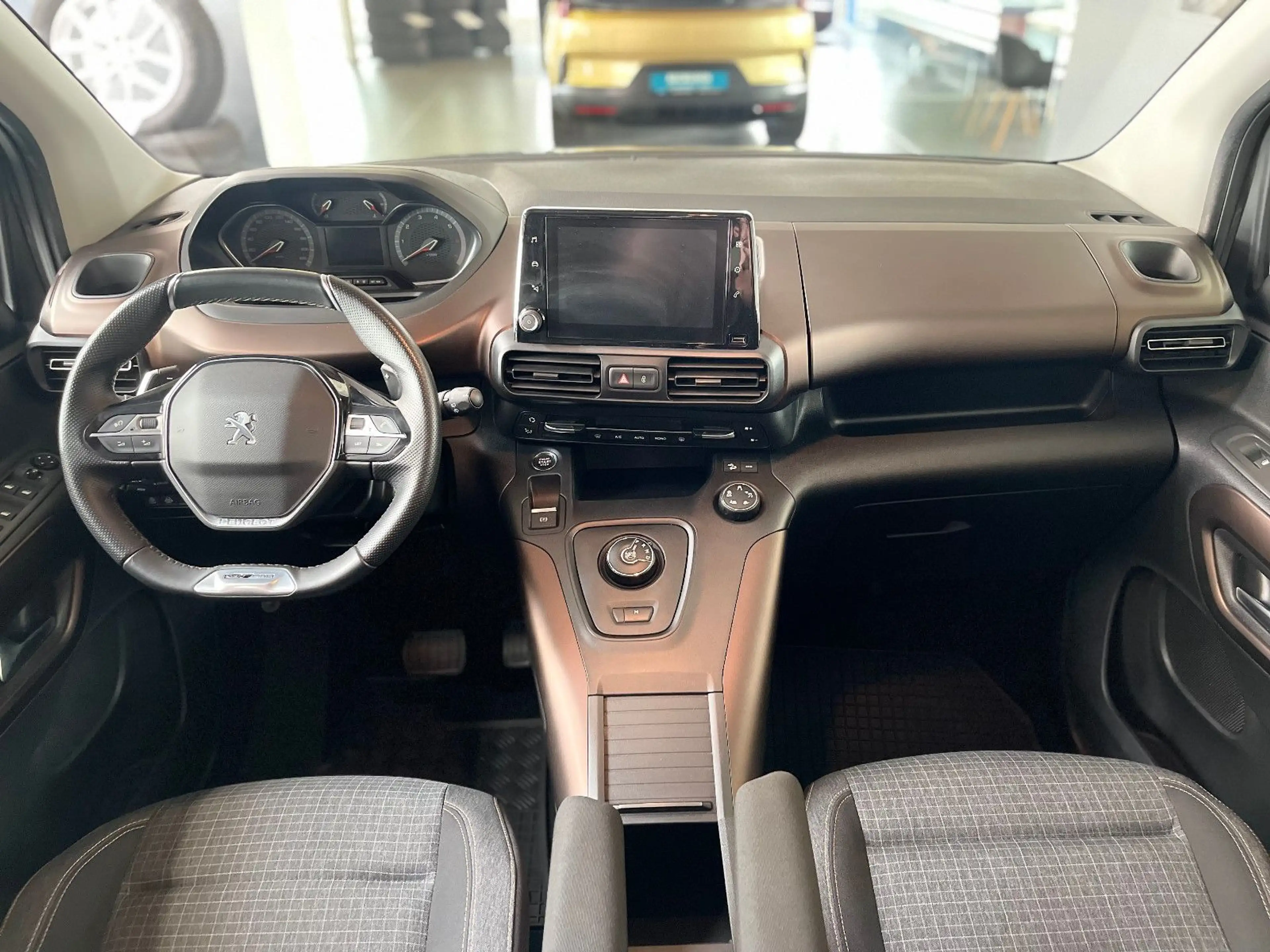 Peugeot Rifter GT L1 Allure Anhängerkupplung — photo 14