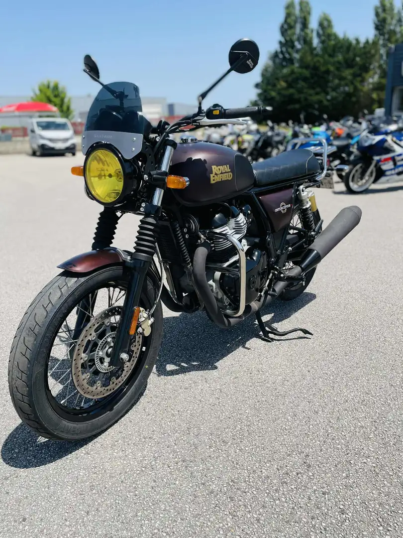 Royal Enfield Interceptor - 2