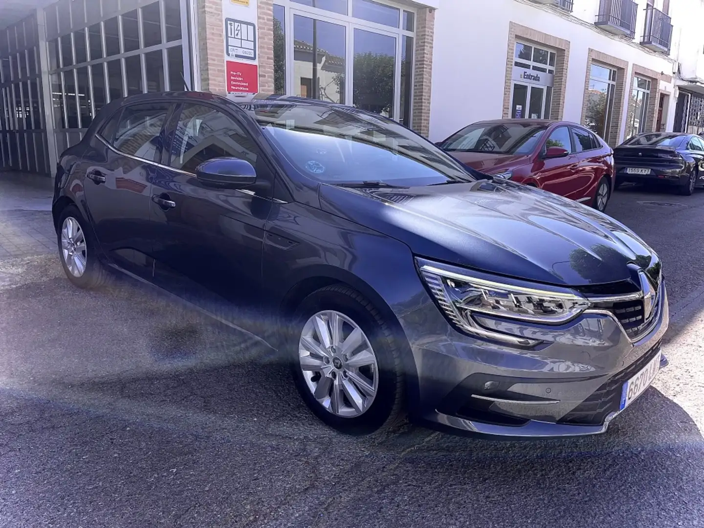 Renault Megane 1.5dCi Blue Business 85kW Gris - 1