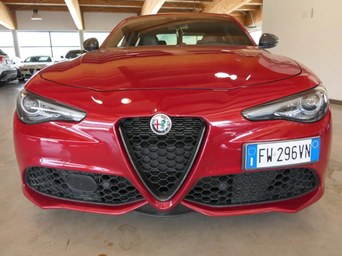 Alfa Romeo Giulia 2.0 Turbo 280 CV AT8 AWD Q4 Veloce Ti Červená - 1