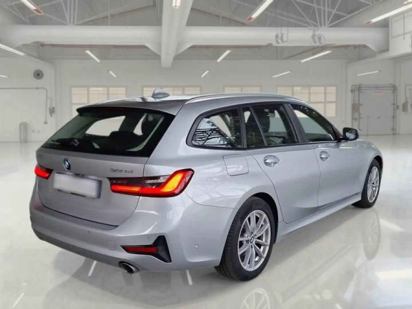 BMW 320 d 48V Touring Business Advantage Silber - 2