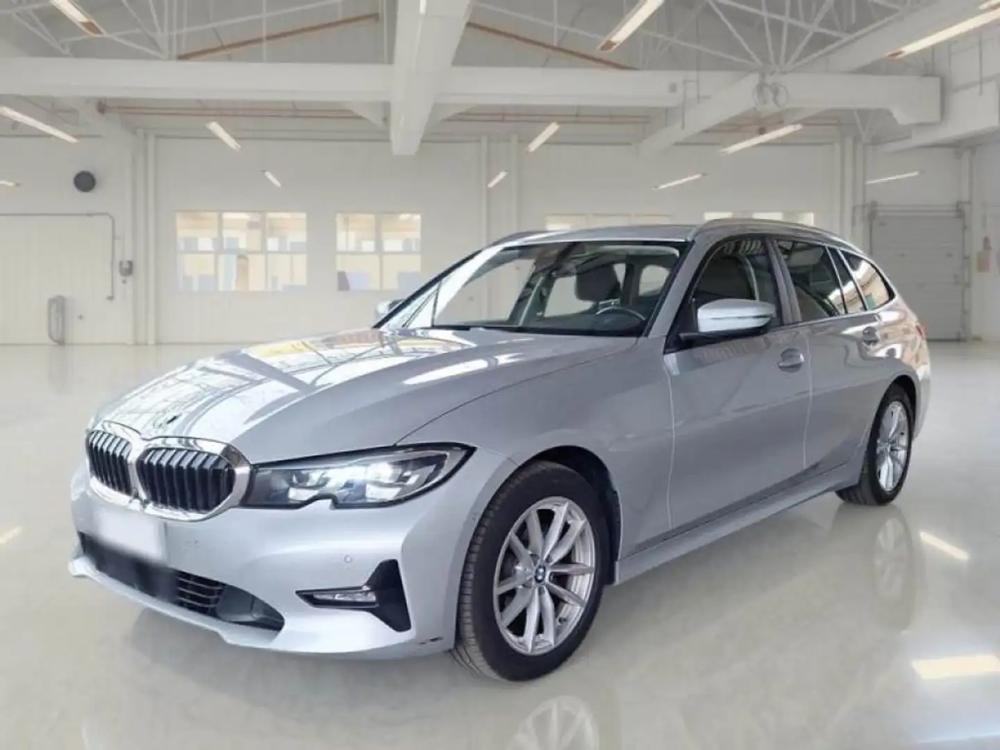 BMW 320 d 48V Touring Business Advantage Silber - 1
