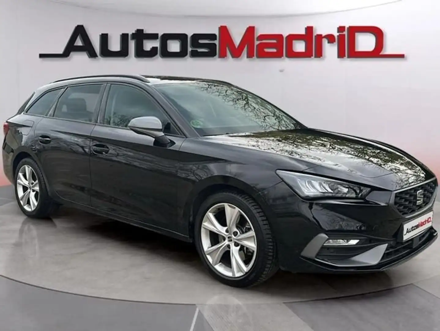 SEAT Leon 2.0TDI CR S&S FR XS DSG-7 150 Negro - 1