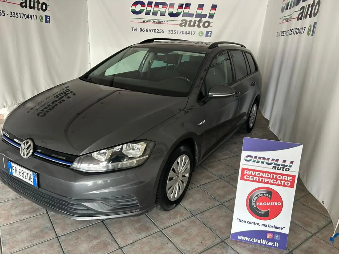 Volkswagen Golf Variant 1.4 TGI Business BlueMotion Gris - 1
