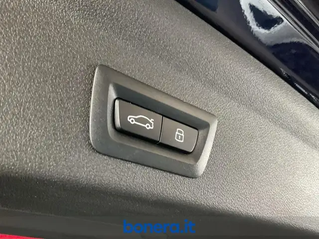 BMW 1 Series view 14