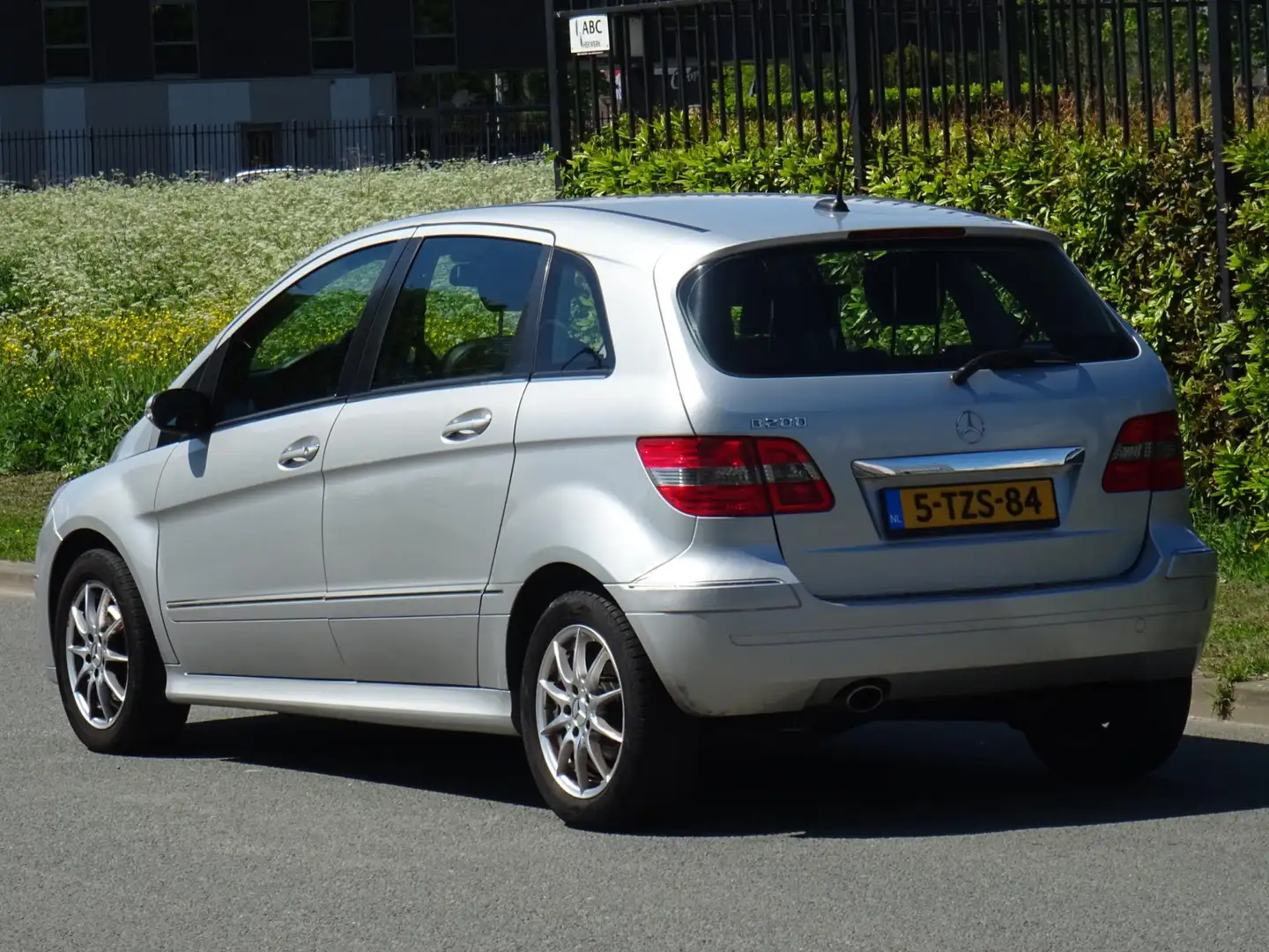 Mercedes-Benz B 200 AUTOMAAT AIRCO/CRUISE/APK 05-2026 Gris - 2