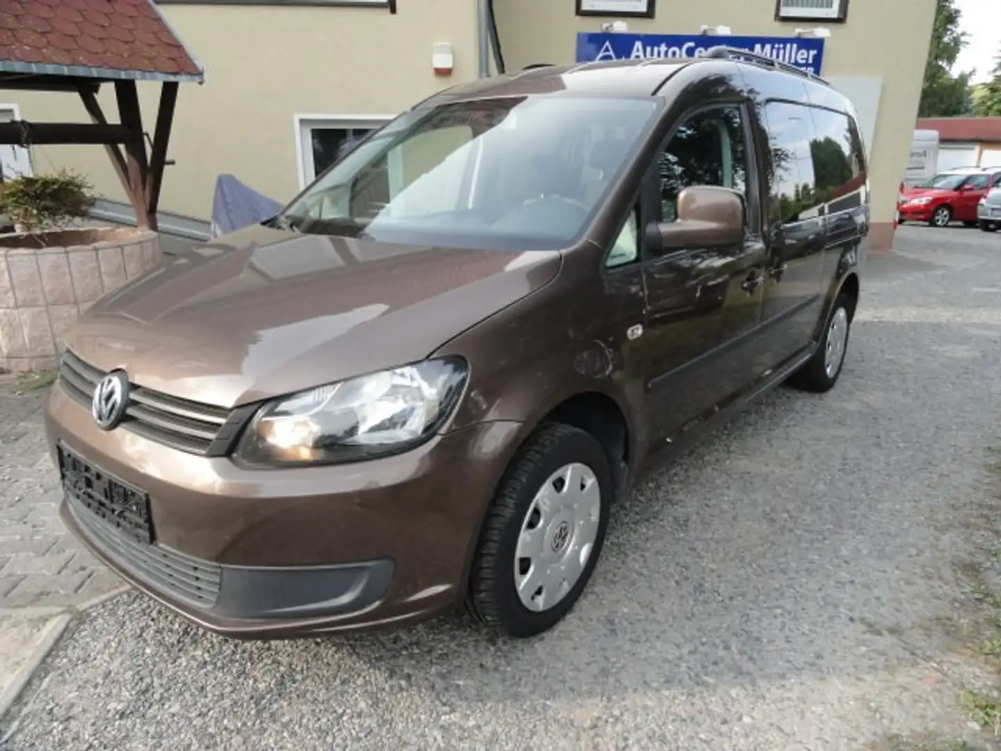 Volkswagen Caddy Maxi Trendline  7 Sitzer+Klimaautomatik Marrón - 1