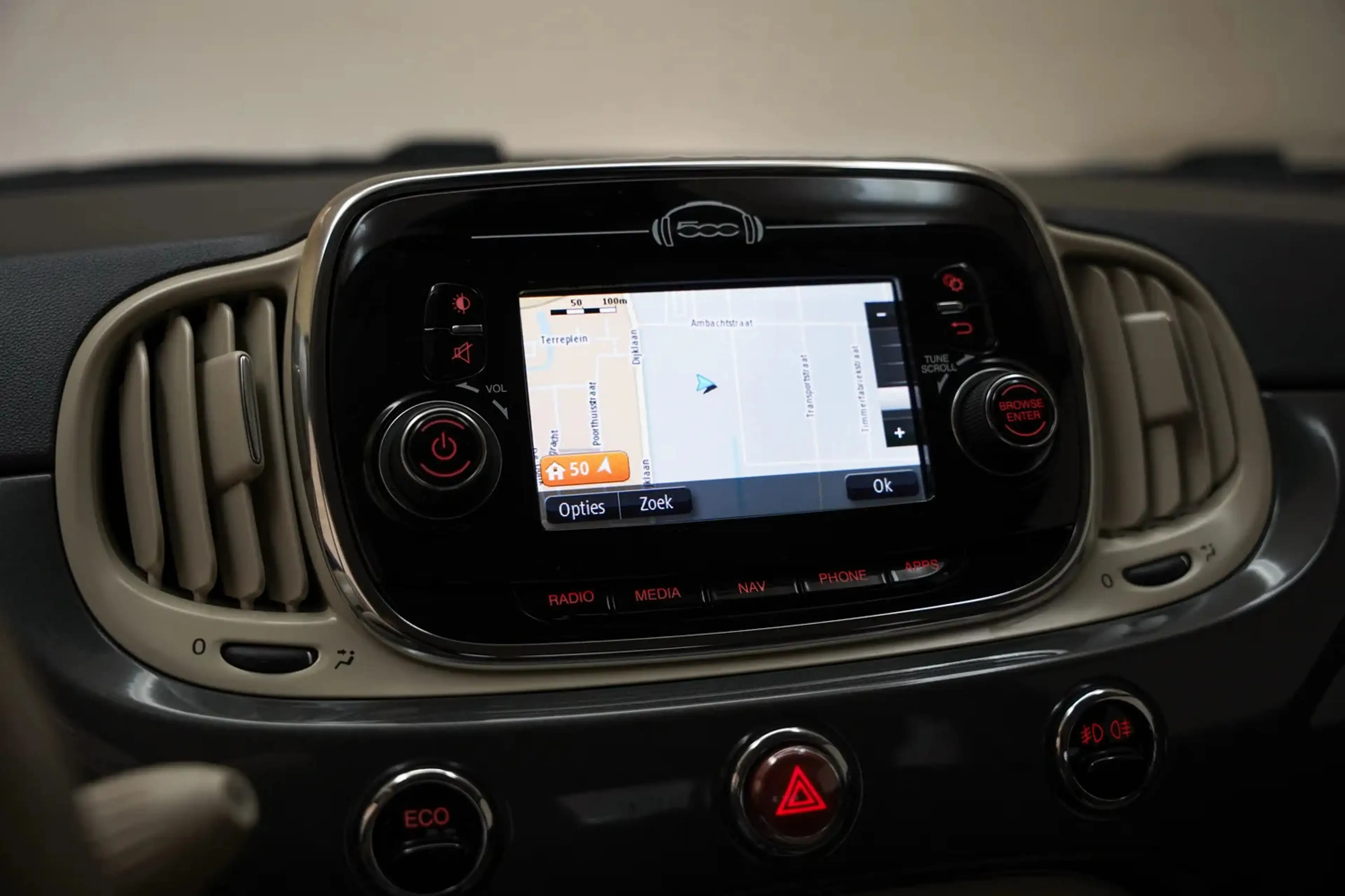 Fiat 500C 0.9 TwinAir Turbo Lounge [ Airco Leer ] — photo 7