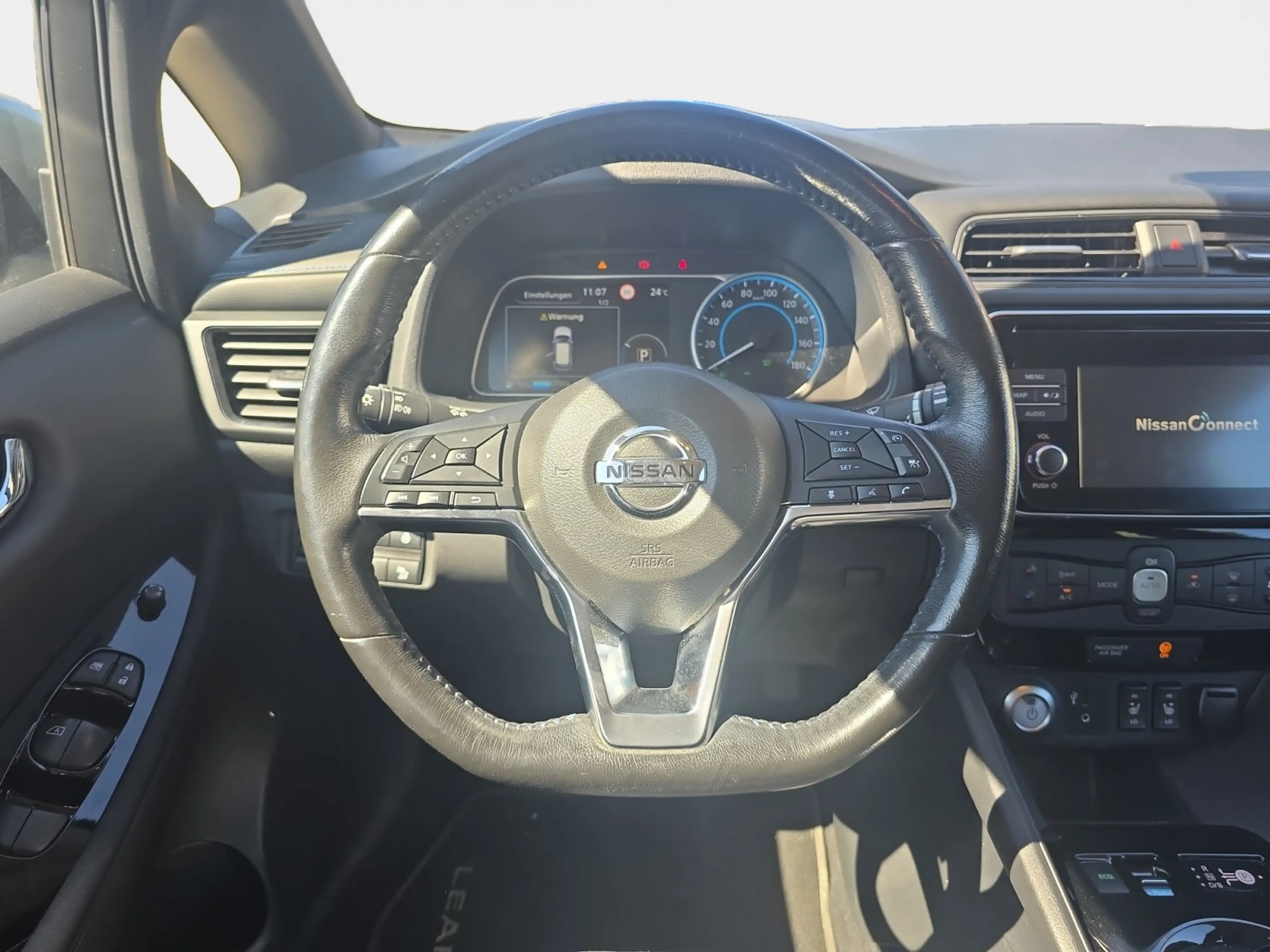 Nissan Leaf Acenta — photo 12