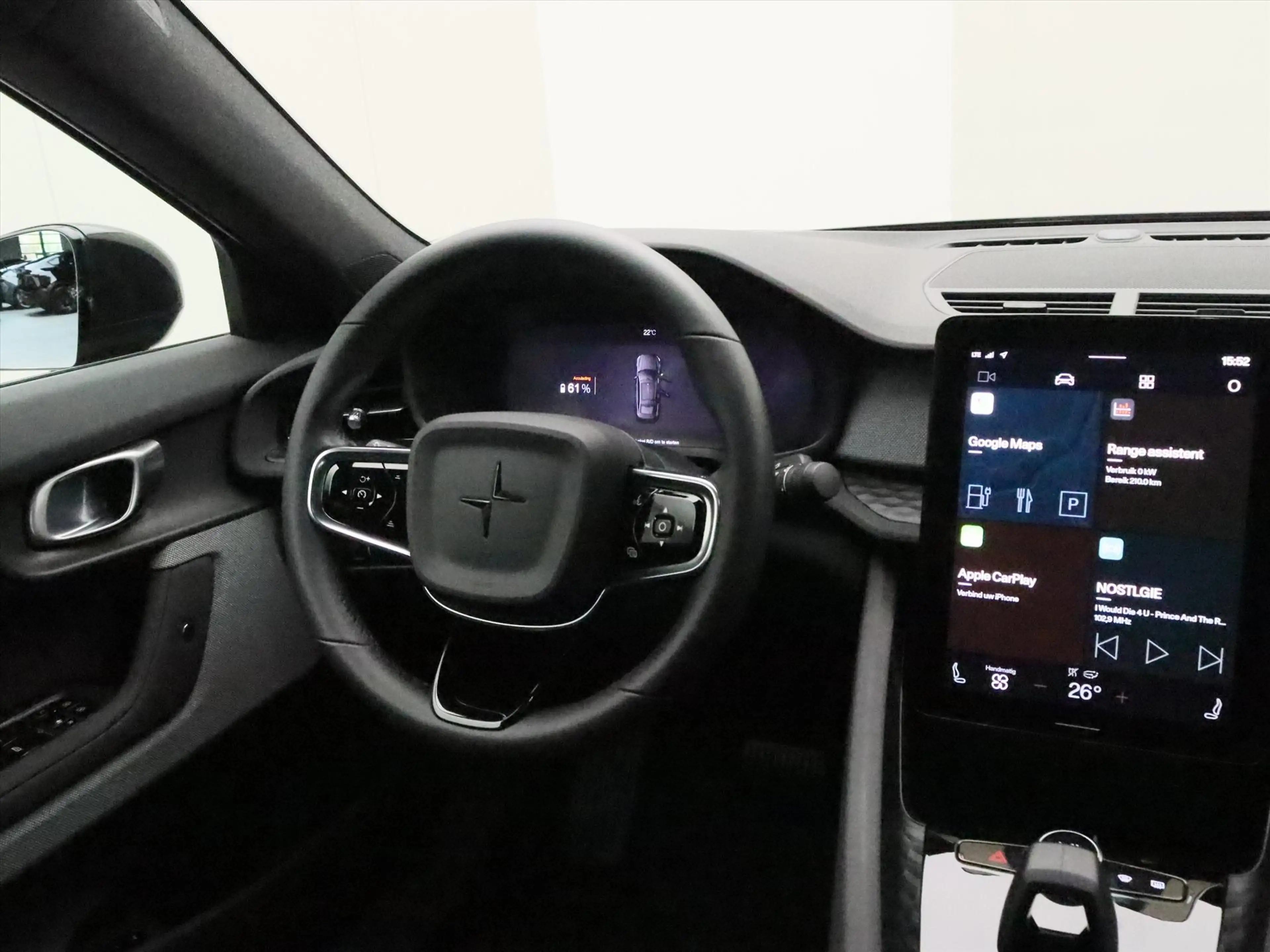 Polestar 2 165kW 64 kWh Standard Range Single Motor 95,47% So — photo 3
