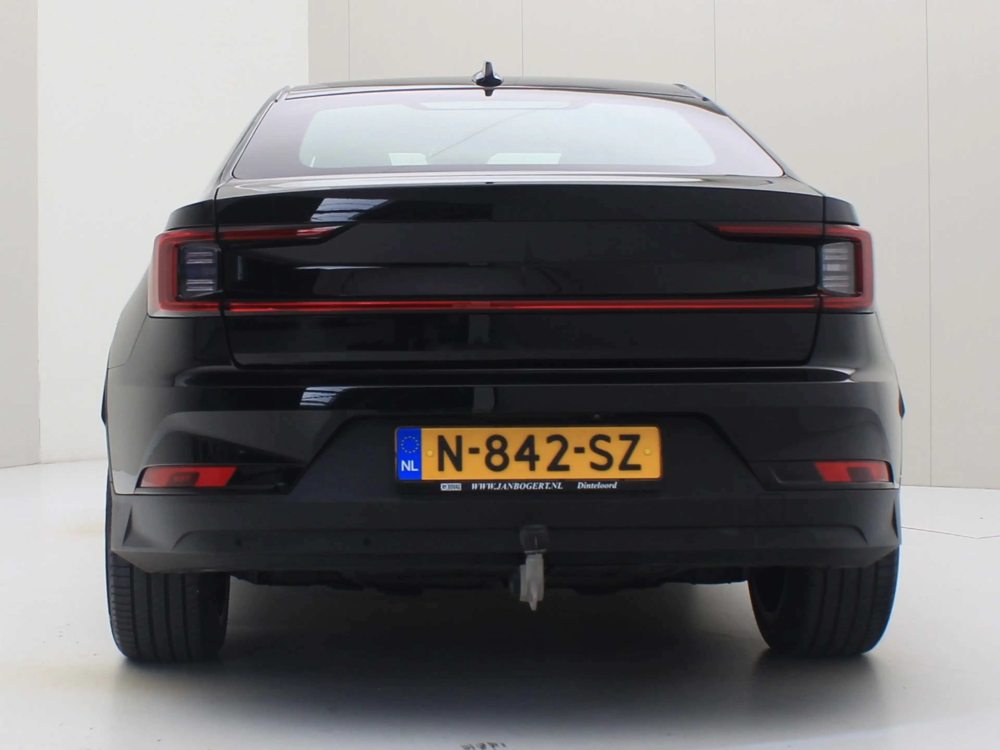 Polestar 2 165kW 64 kWh Standard Range Single Motor 95,47% So — photo 8
