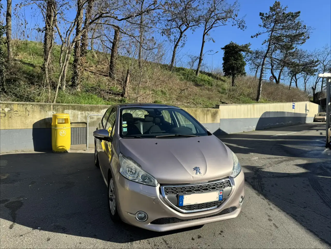 Peugeot 208 1.6 e-HDi 92ch FAP BVM5 Allure