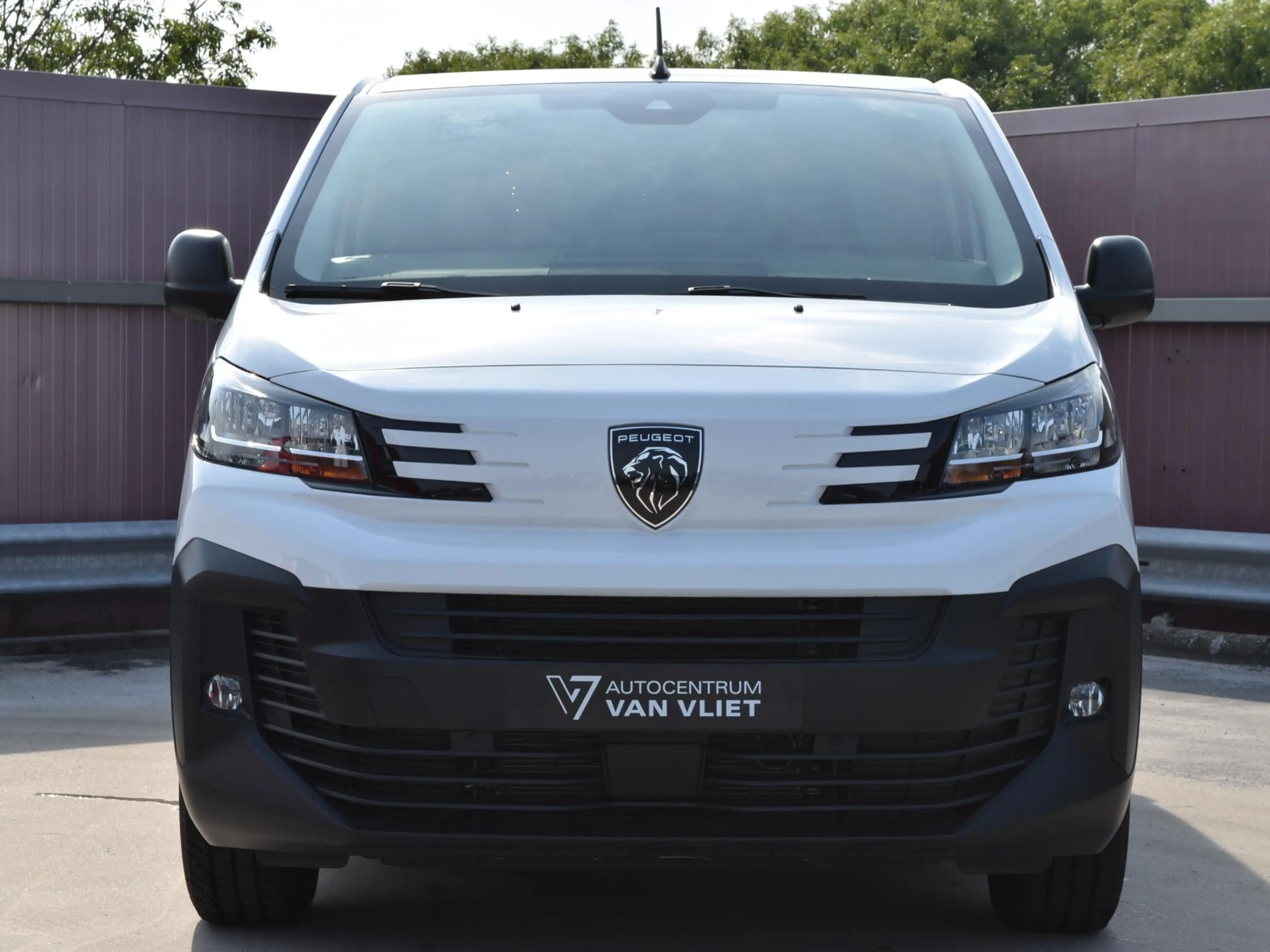 Peugeot e-Expert EV L2 75 kWh Surround NAV pakket | Geïsoleerde com — photo 4