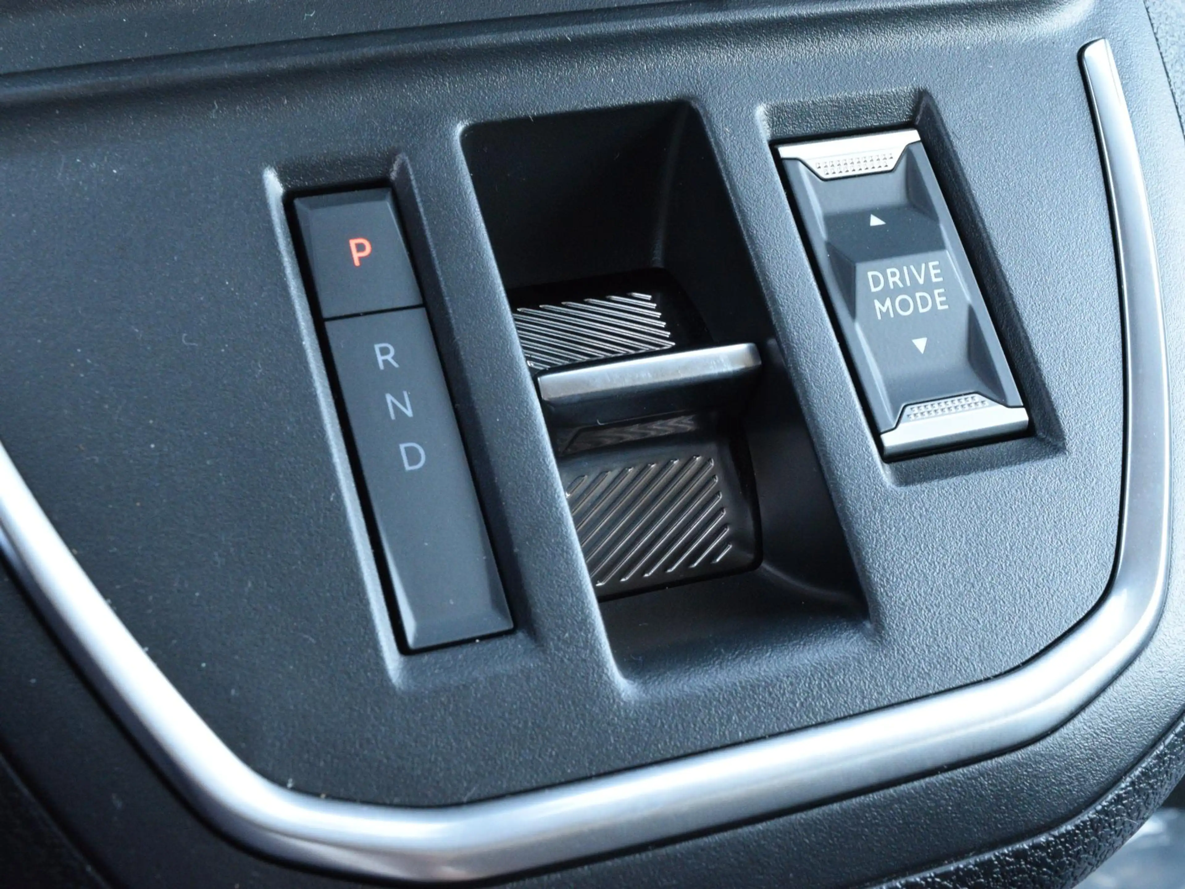 Peugeot e-Expert EV L2 75 kWh Surround NAV pakket | Geïsoleerde com — photo 14
