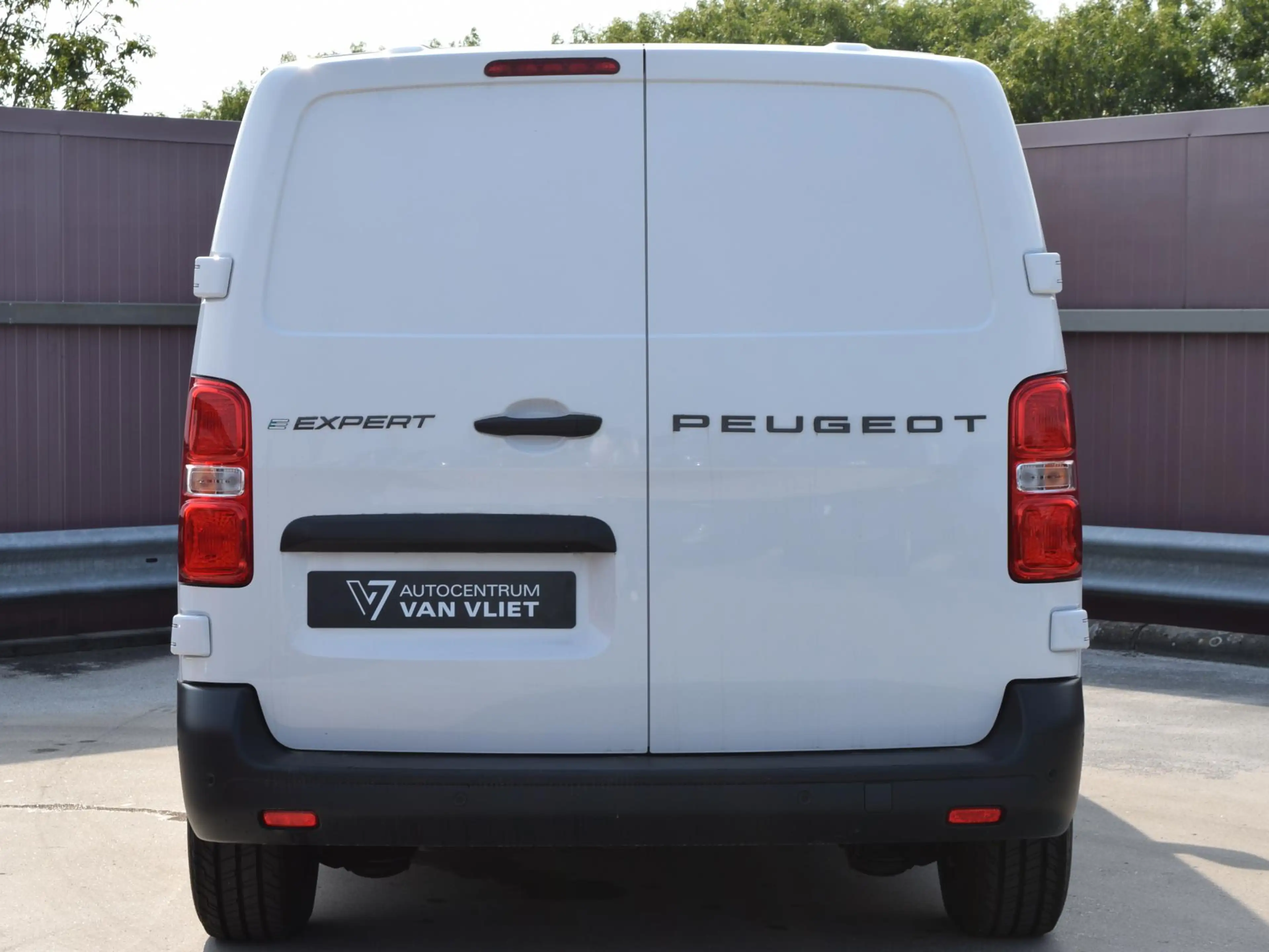 Peugeot e-Expert EV L2 75 kWh Surround NAV pakket | Geïsoleerde com — photo 5