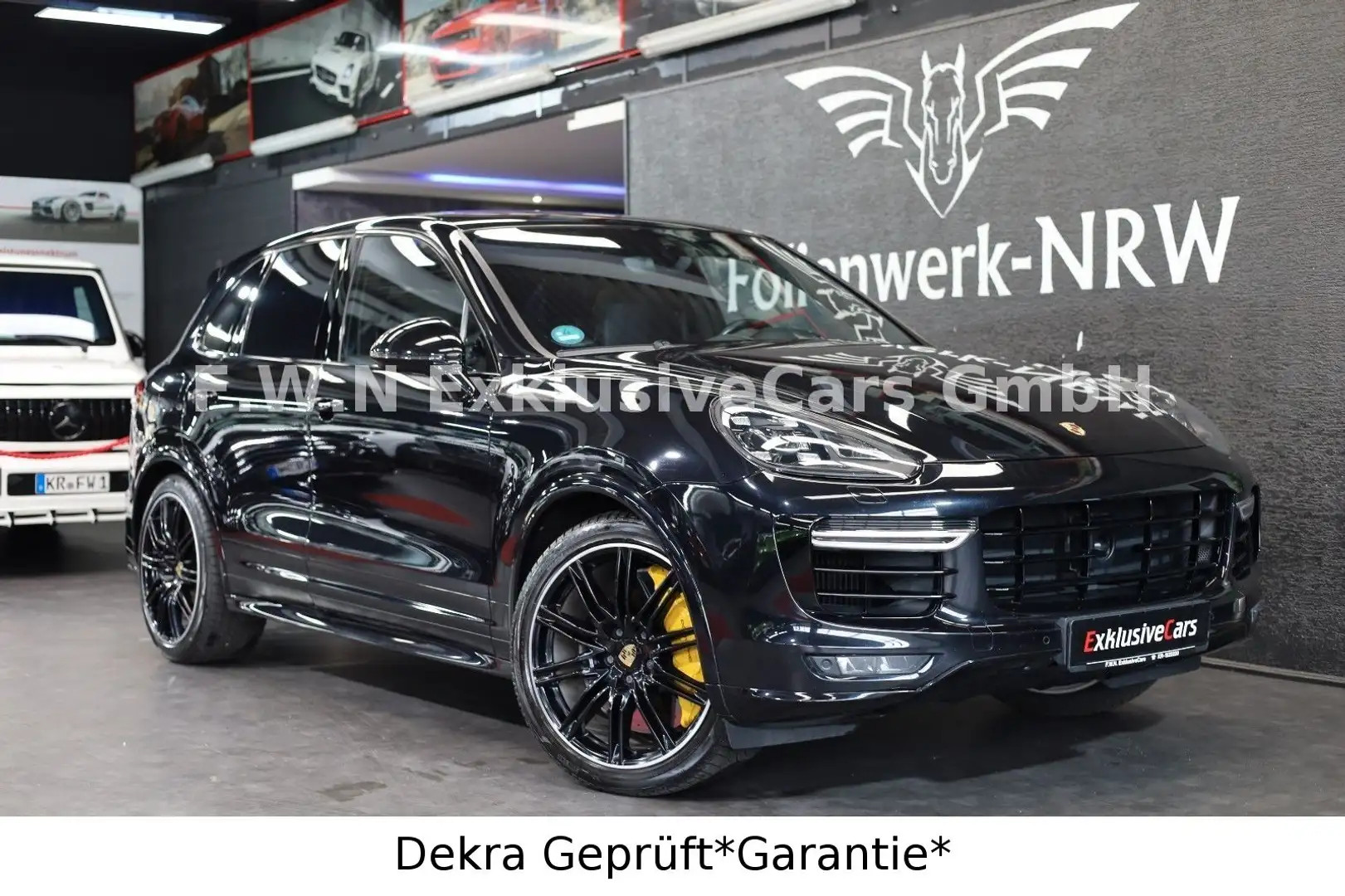 Porsche Cayenne Turbo S*TV*ACC*Pano*Matix*Burmester Noir - 1