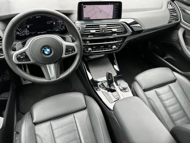 BMW X3 view 13