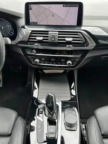 BMW X3 view 14