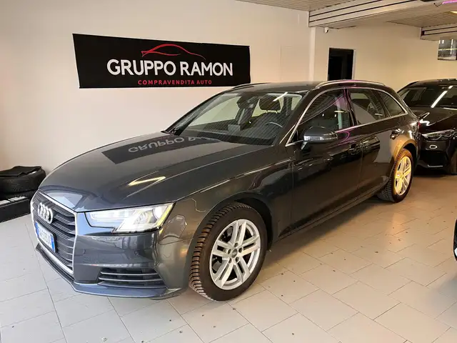 Audi A4 A4 Avant 35 2.0 tdi Business S- Tronic