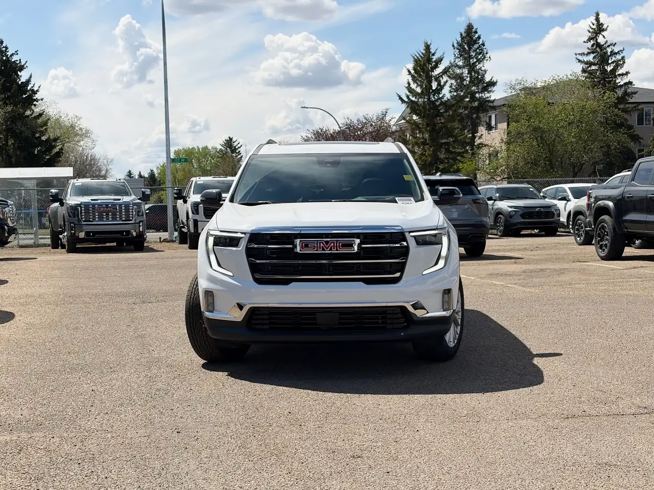 GMC Acadia снимка GMC Acadia