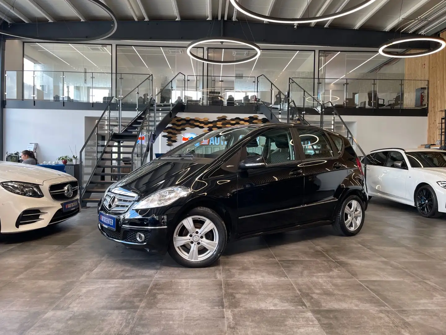 Mercedes-Benz A 180 A -Klasse A 180 CDI *AVANTGARDE*KLIMA*NAVI Black - 1