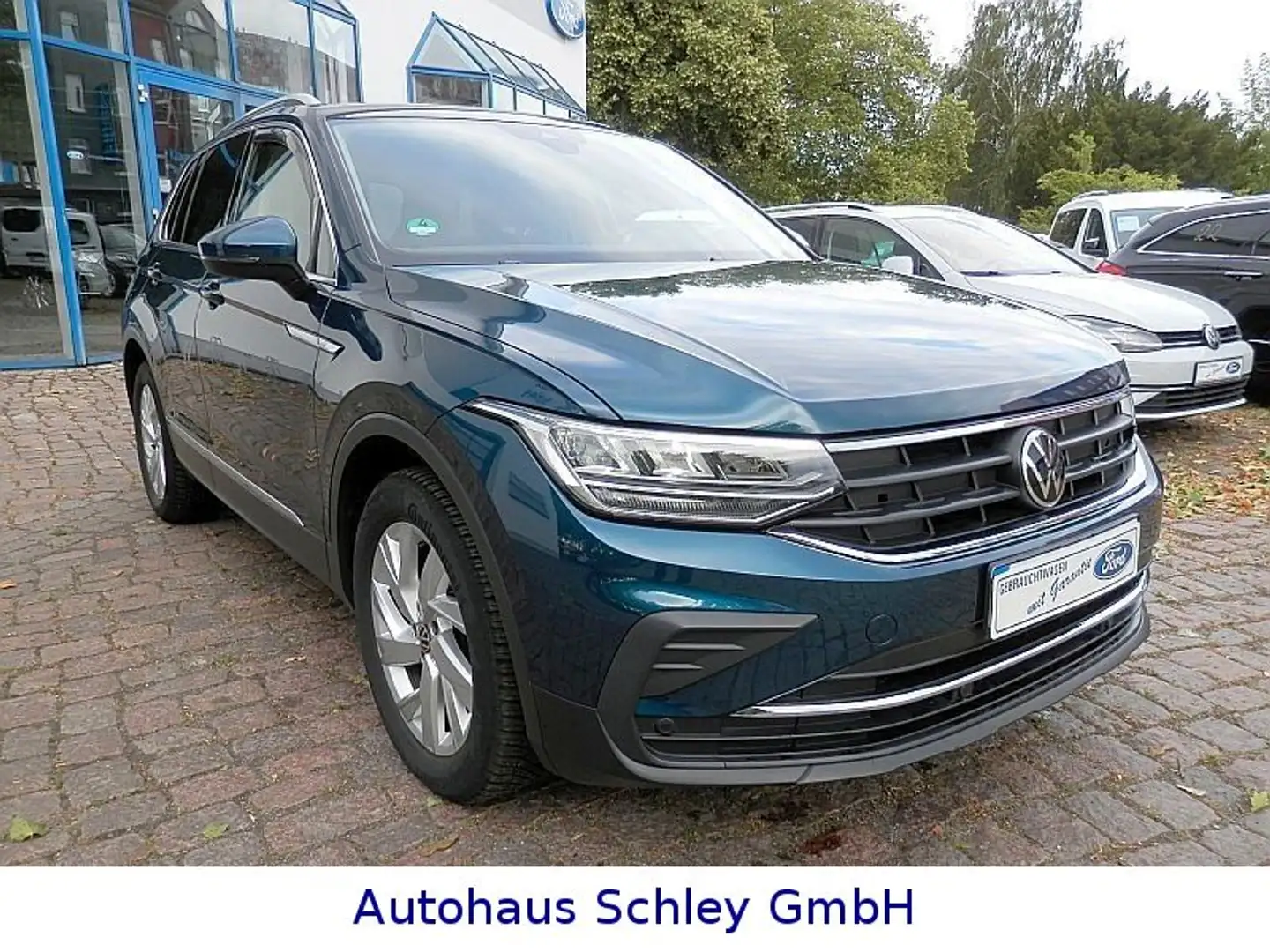 Volkswagen Tiguan Life*GarantieVW*LED*NAV*eHKlapp*1.Hand* Blau - 2