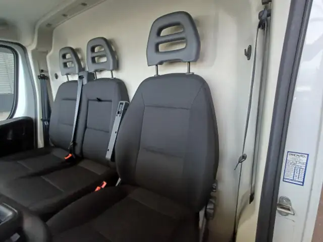 Fiat Ducato view 9