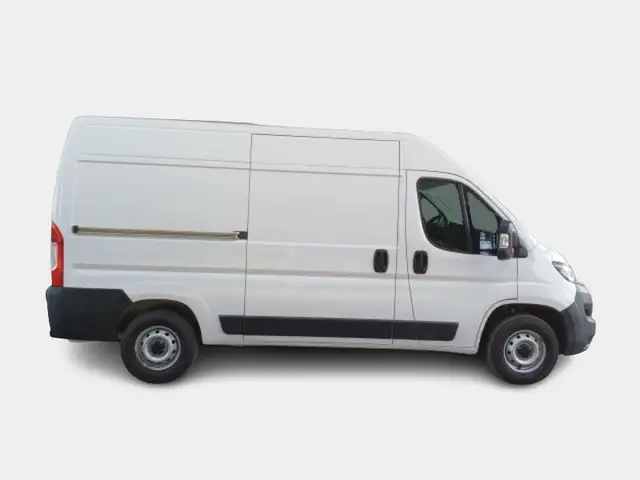 Fiat Ducato view 3