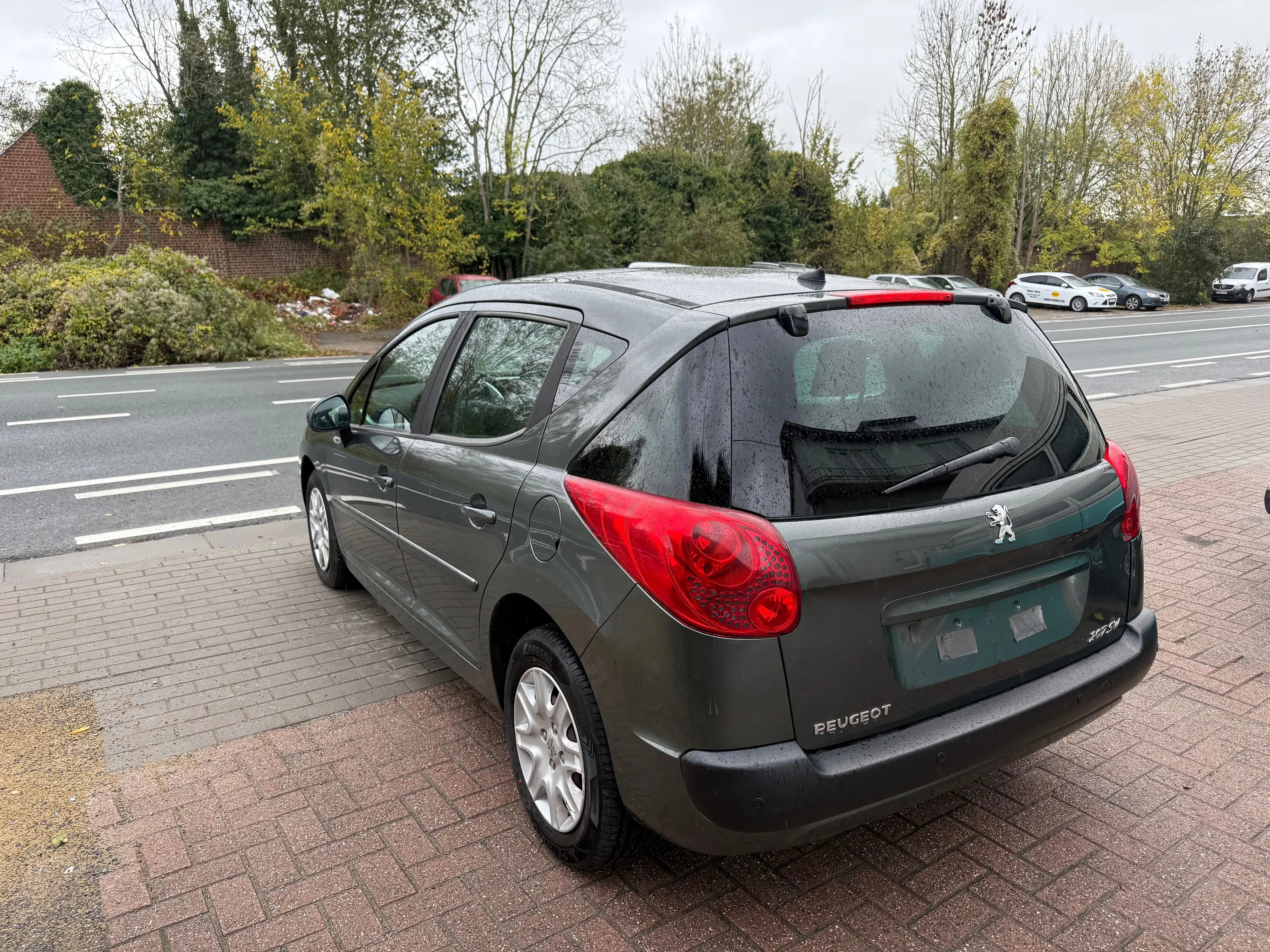 Peugeot 207 1.6i-EUEO 5-BOITE AUTOMATIQUE -GARANTIE 1 AN — photo 4