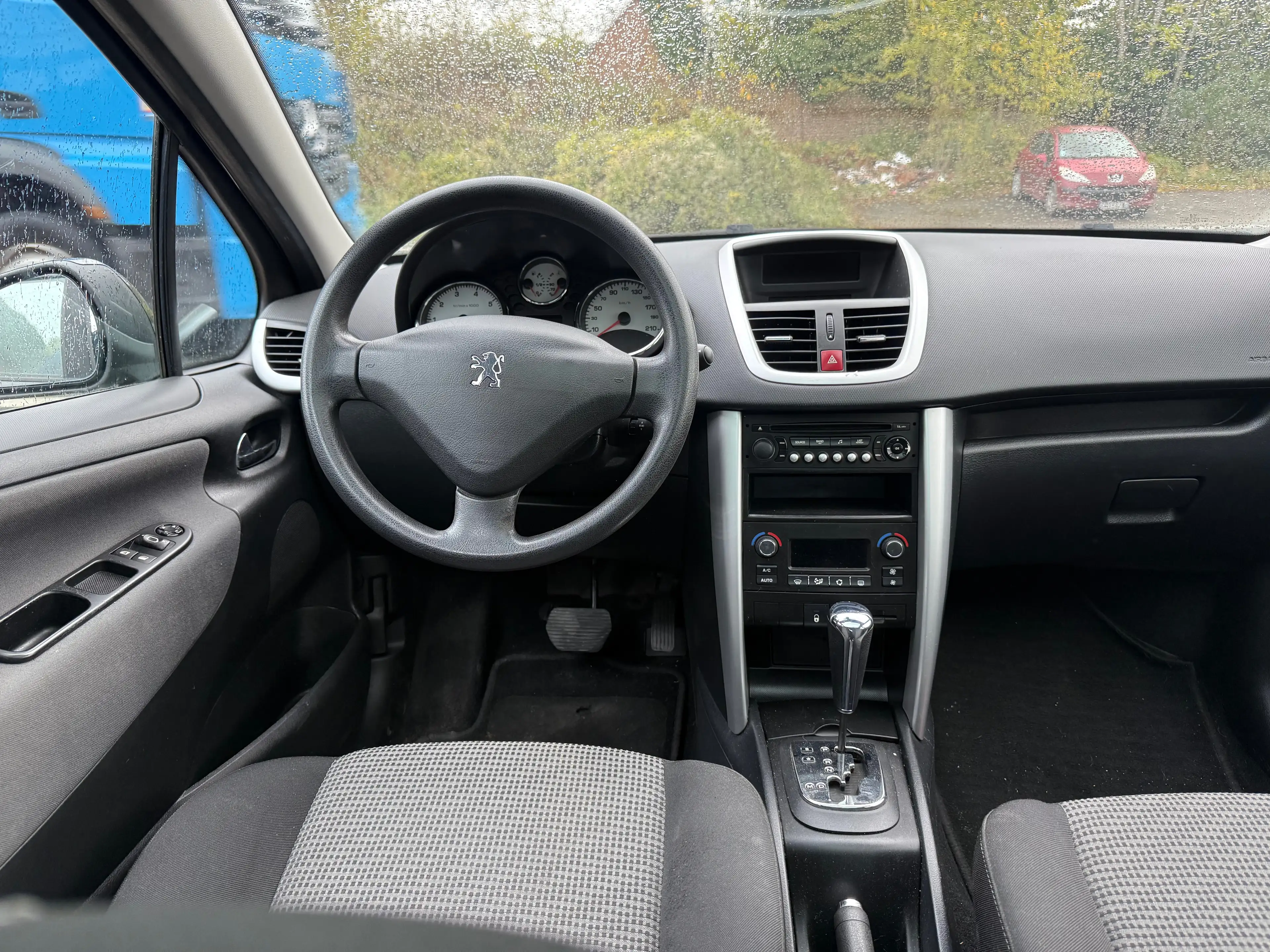 Peugeot 207 1.6i-EUEO 5-BOITE AUTOMATIQUE -GARANTIE 1 AN — photo 8