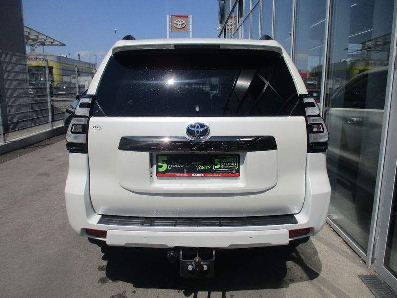 Toyota Land Cruiser Landcruiser 2.8 D-4D 4WD President Aut. ACC+LED — photo 6