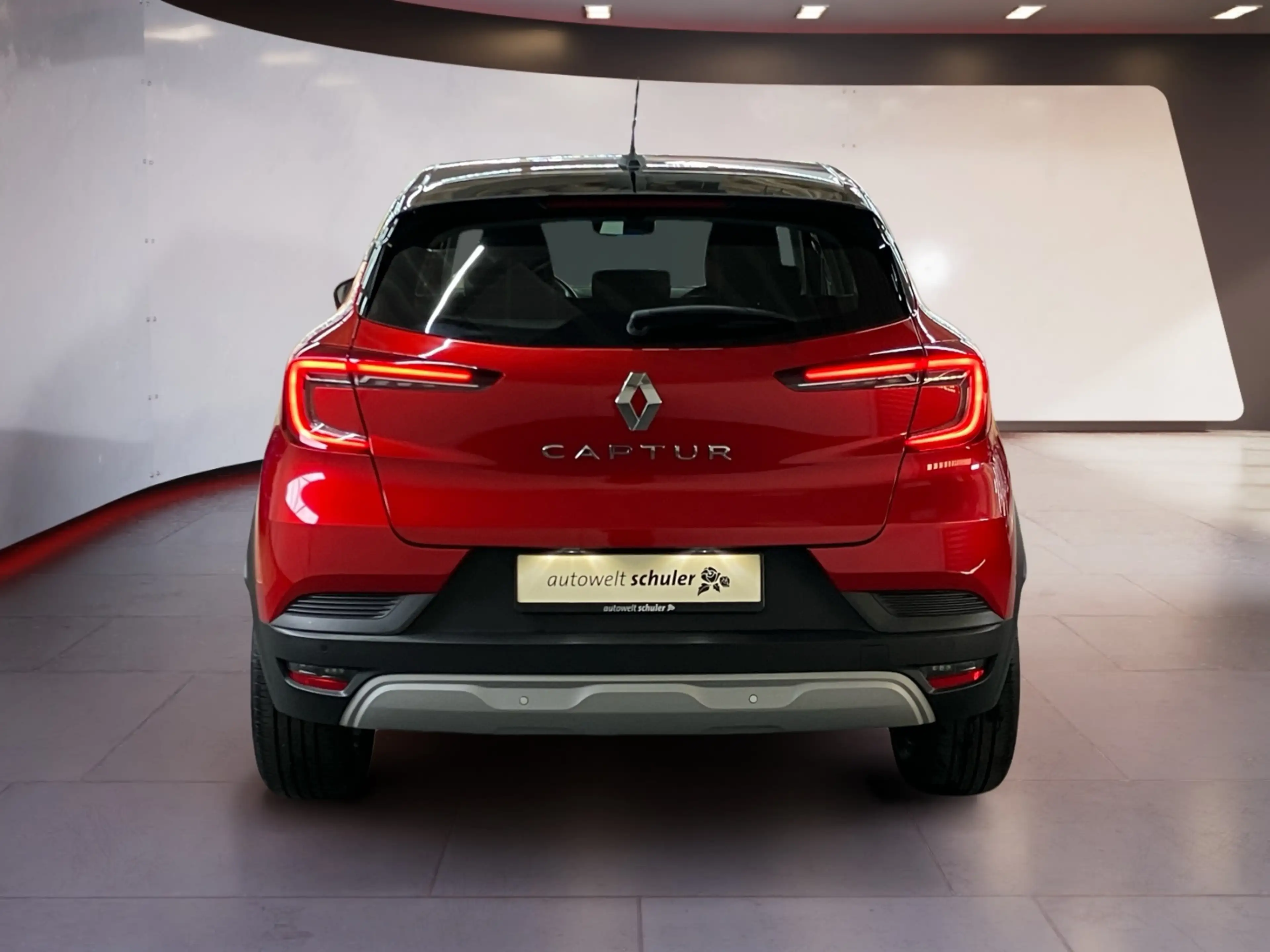 Renault Captur Evolution TCE 140 Automatik LED Navi SHZ — photo 4