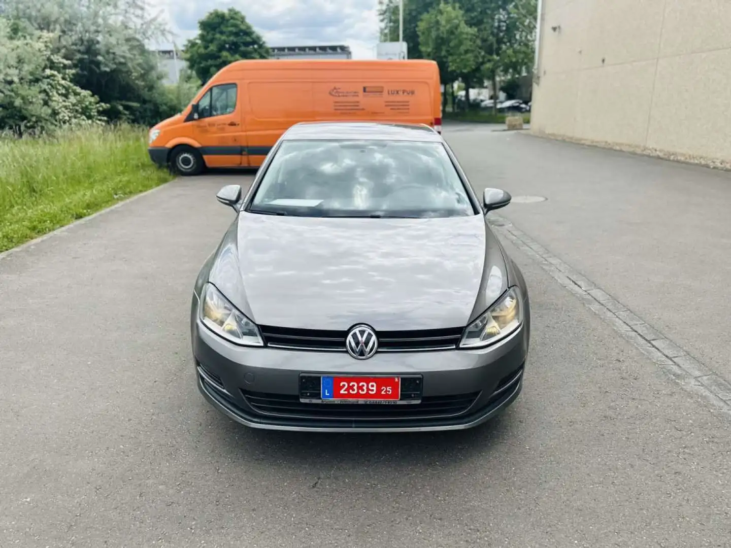 Volkswagen Golf Tsi Gris - 1