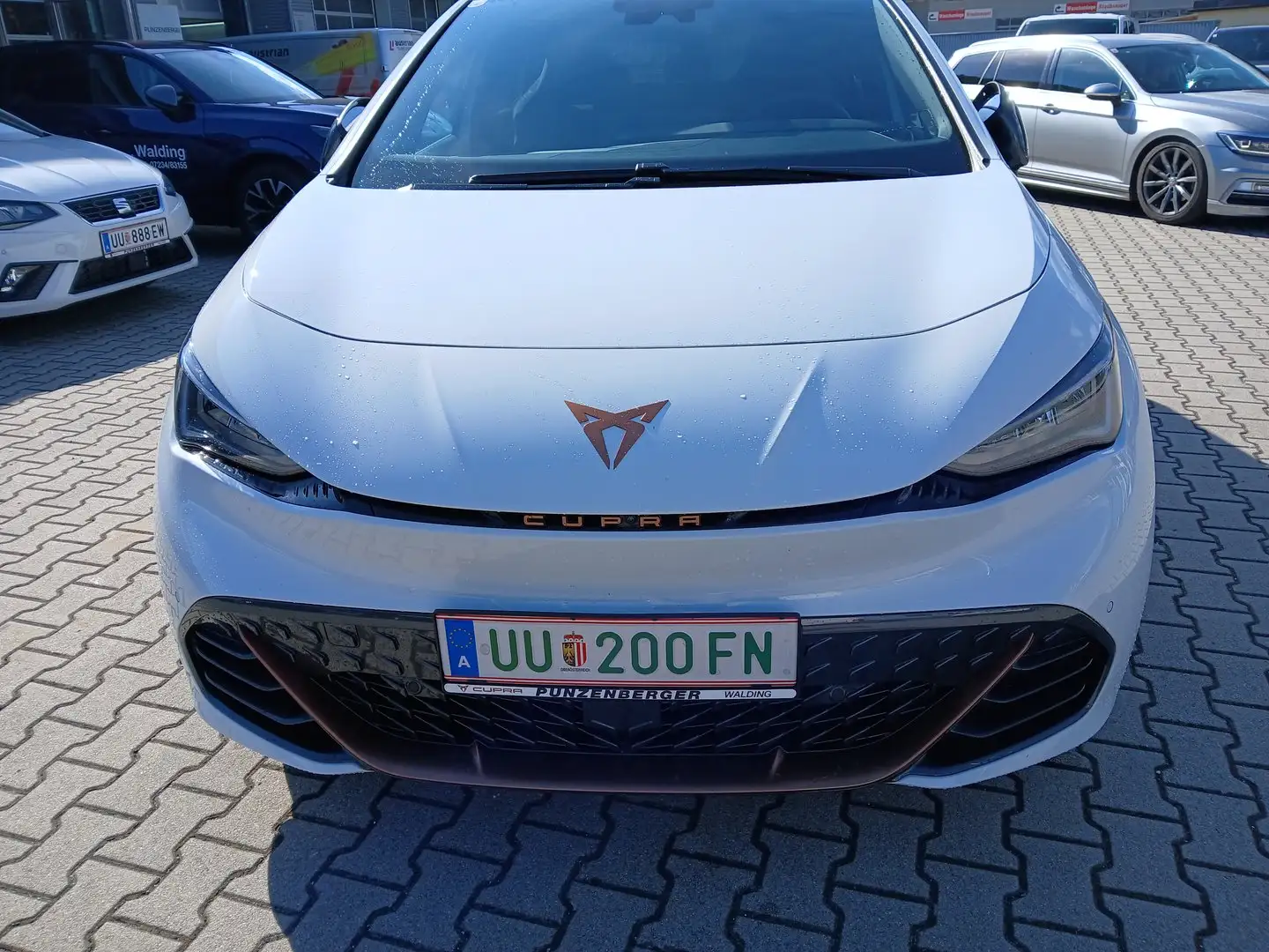 CUPRA Born 60/63 e-Boost 170kW/231PS Weiß - 2