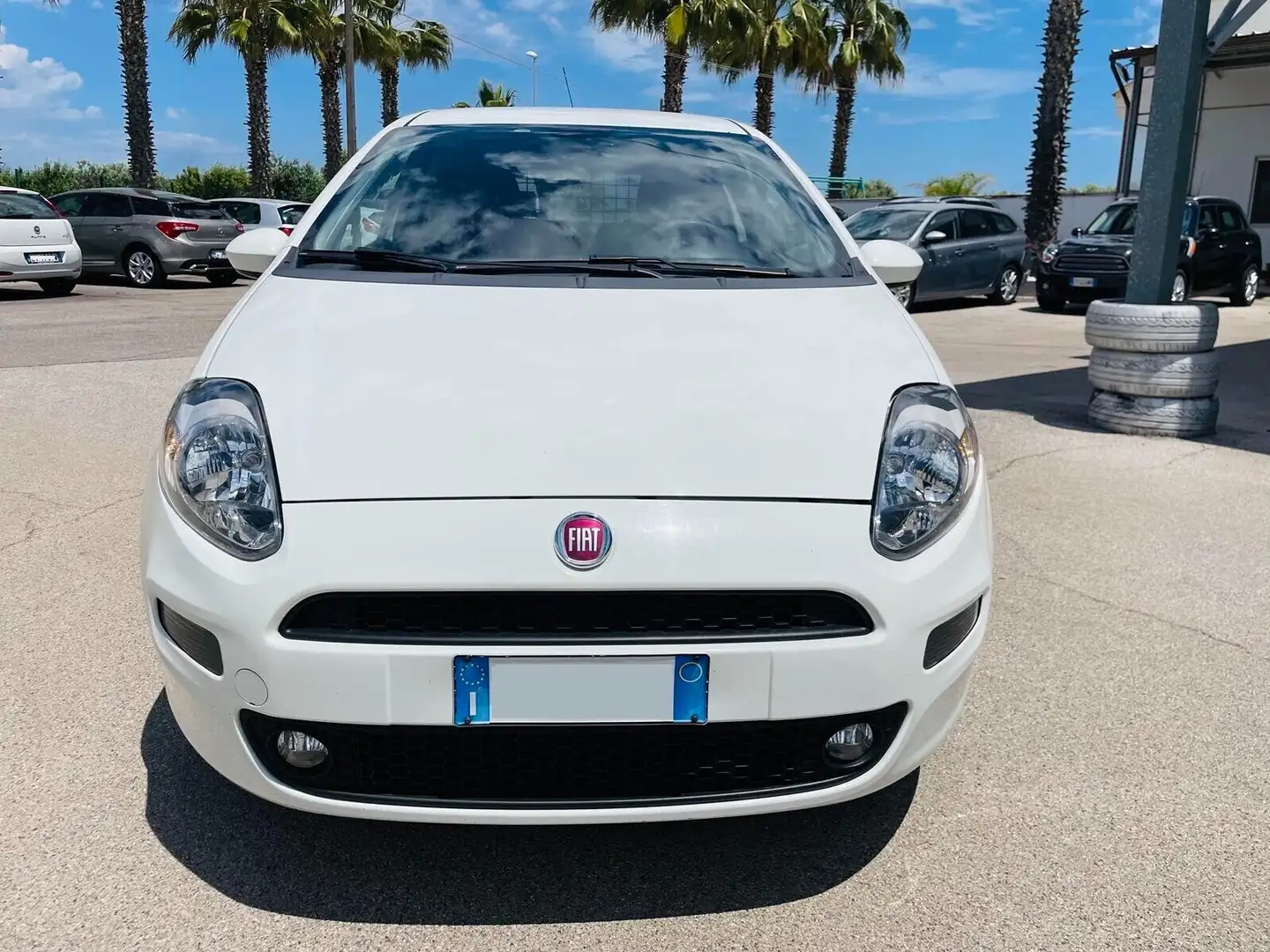 Fiat Punto 1.3 MJT 75CV 3 porte Van Easy 2 posti E5 Blanc - 1