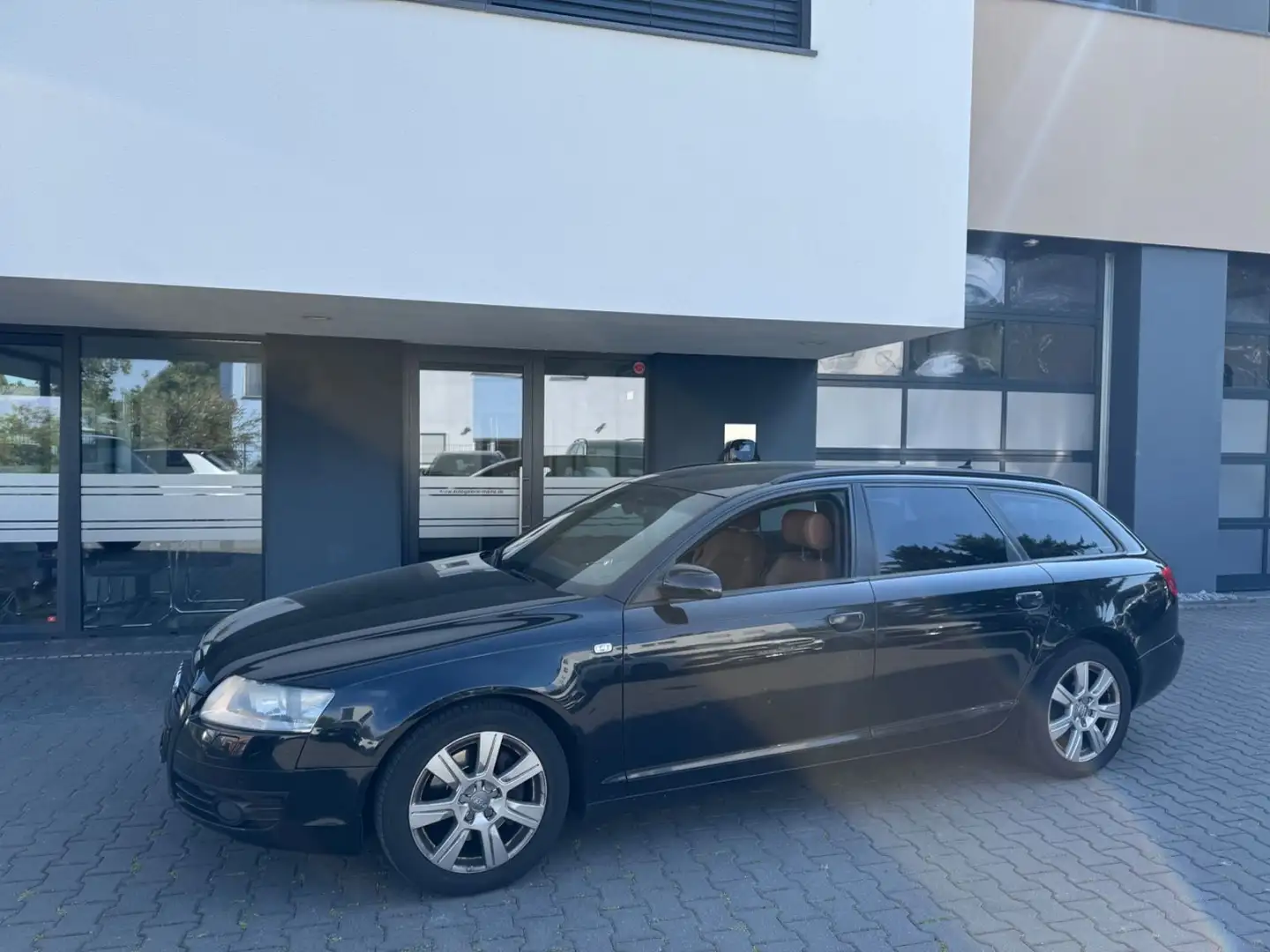 Audi A6 Avant 3.0 TDI quattro Schwarz - 2