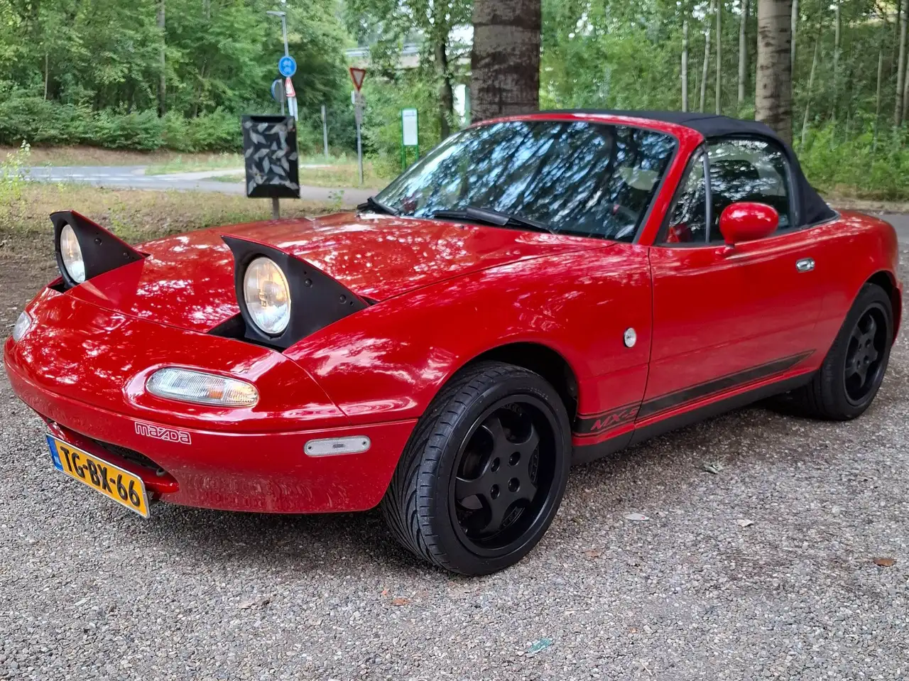 Mazda MX-5 1.6i-16V, foto 7