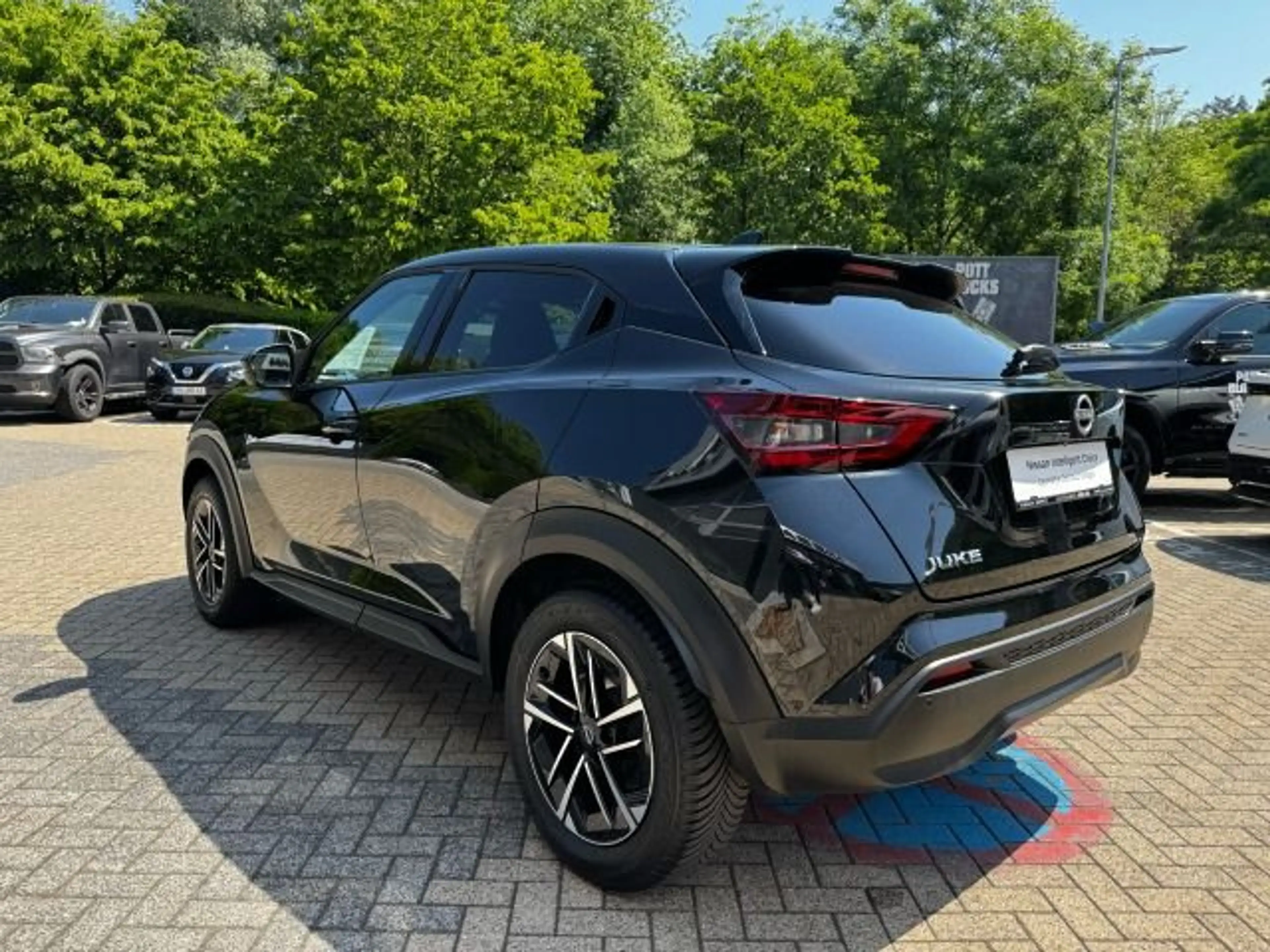 Nissan Juke 1.0DIG-T DCT N-Connecta Navi RVM Winter BFS — photo 7
