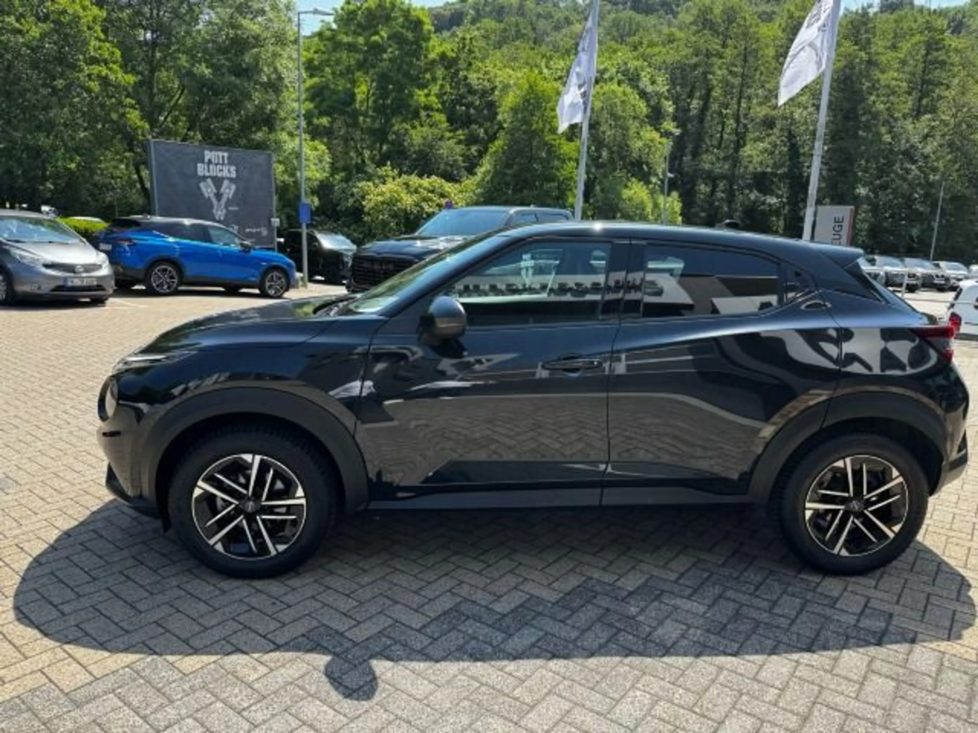 Nissan Juke 1.0DIG-T DCT N-Connecta Navi RVM Winter BFS — photo 6
