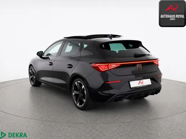 Cupra Leon view 3